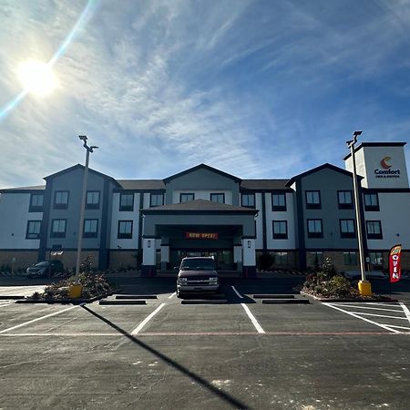 Best Western Plus Schulenburg Inn & Suites Extérieur photo