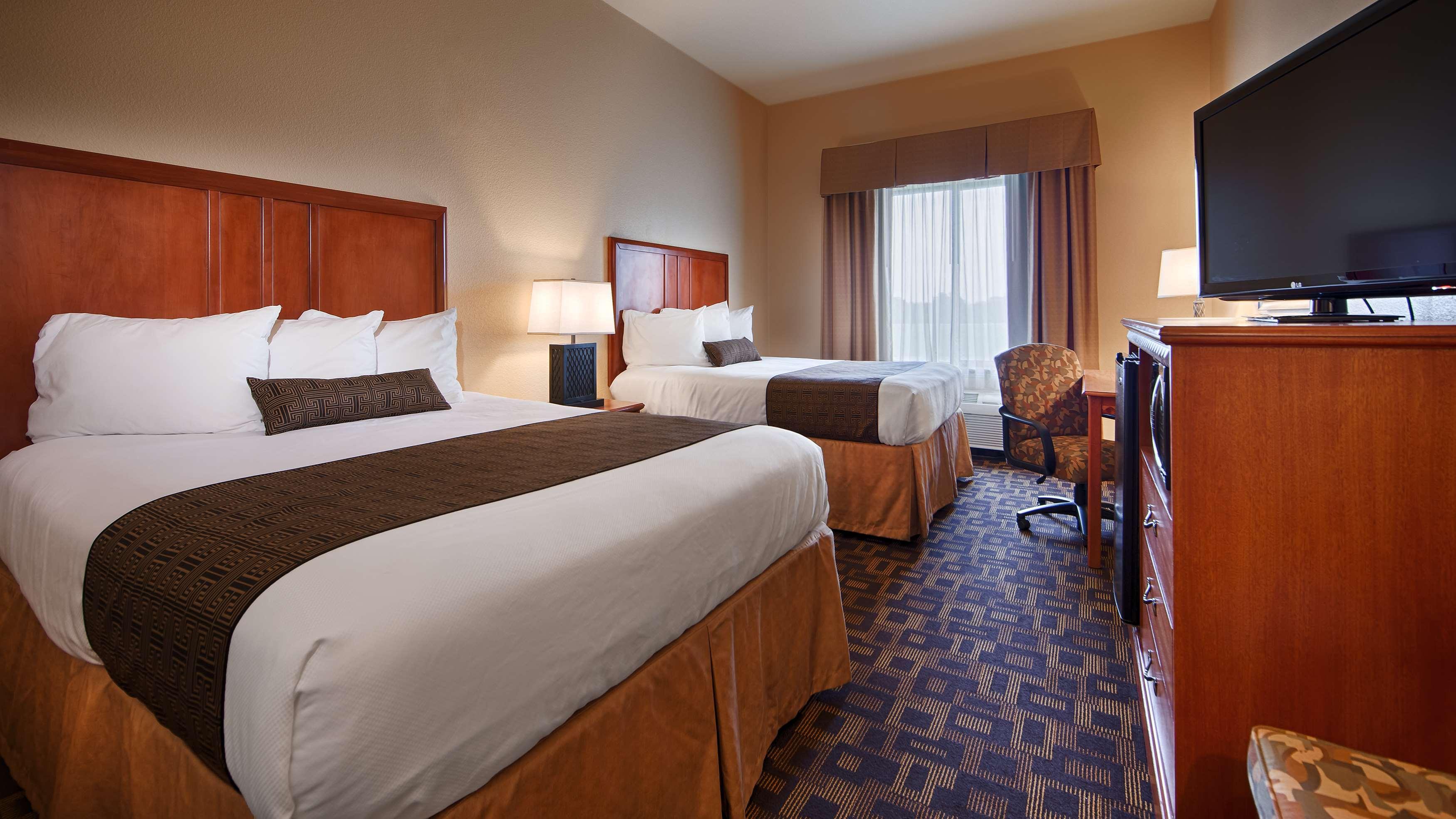 Best Western Plus Schulenburg Inn & Suites Extérieur photo