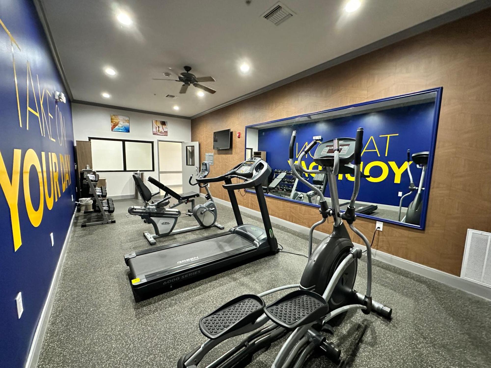 Best Western Plus Schulenburg Inn & Suites Extérieur photo