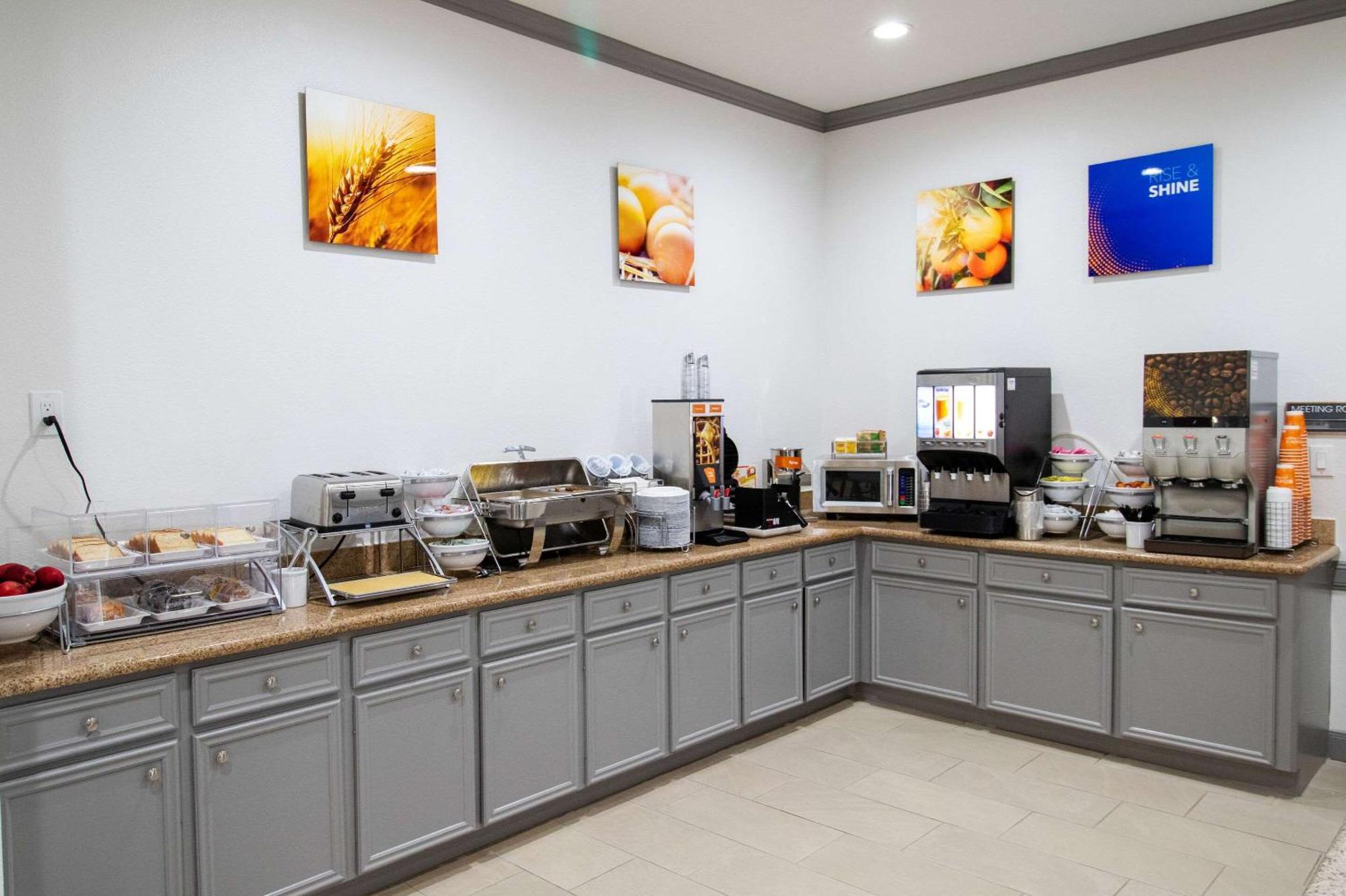 Best Western Plus Schulenburg Inn & Suites Extérieur photo